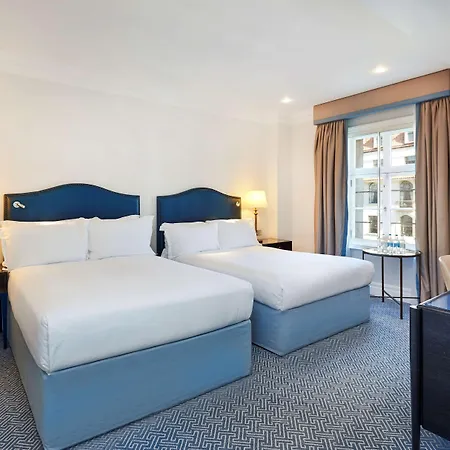 The Waldorf Hilton Hotel London Exterior photo